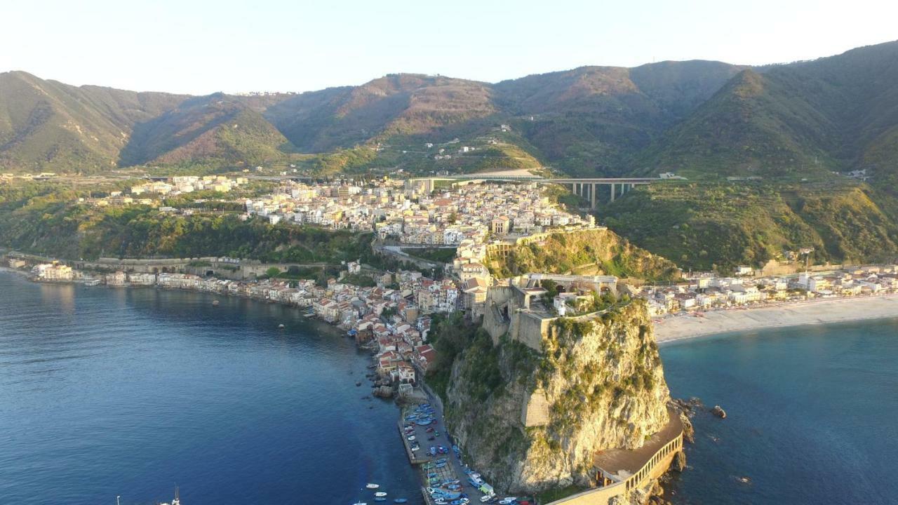 Il Ritratto Casa Vacanza Scilla Exterior foto